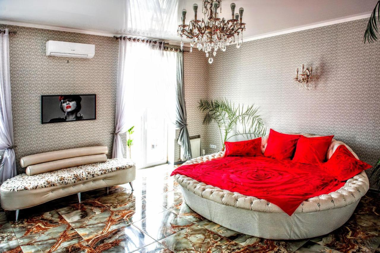 Soborna Square Apartment Odessa Extérieur photo