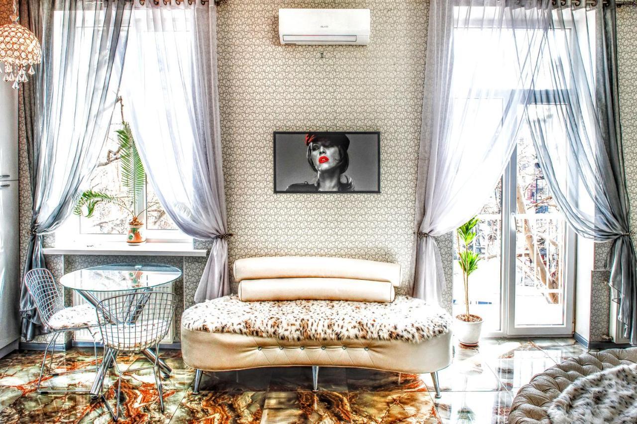Soborna Square Apartment Odessa Extérieur photo